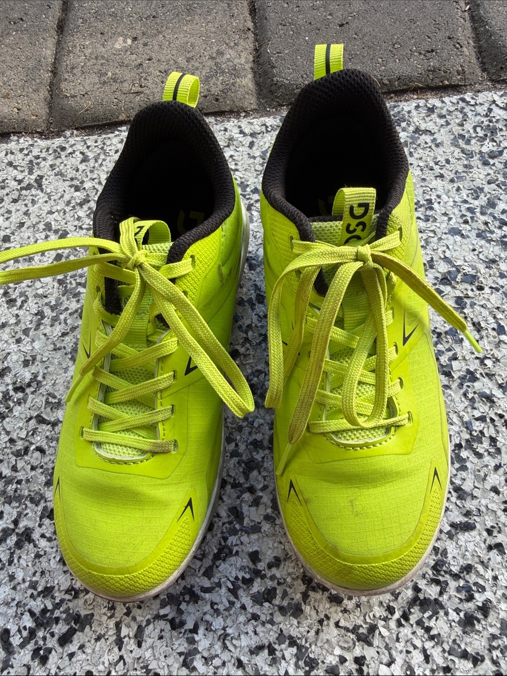 DSG Kids Neon Yellow Lace-Up Sneakers